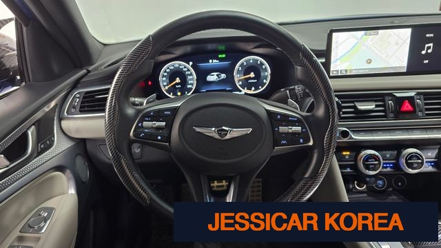 2021 Genesis The New G70 - Thumbnail 5