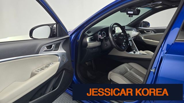 2021 Genesis The New G70 - Thumbnail 6