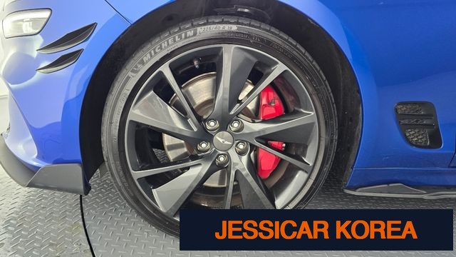 2021 Genesis The New G70 - Thumbnail 18