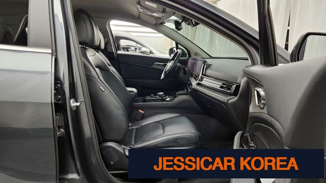 2022 Kia Sportage 5th Gen - Thumbnail 8
