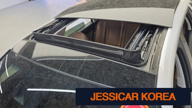 2023 Hyundai Grandeur Hybrid (GN7) - Thumbnail 14