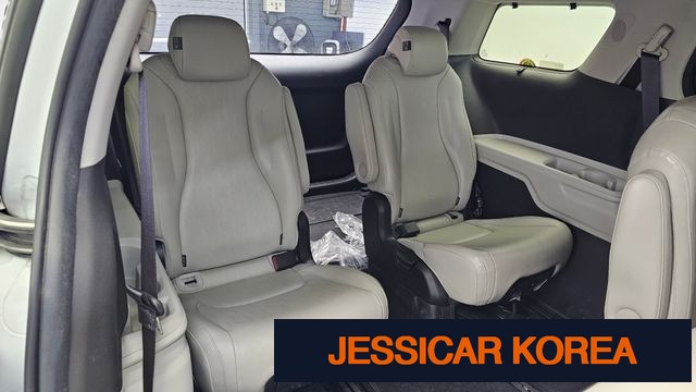 2021 Kia Carnival 4th Gen - Thumbnail 4