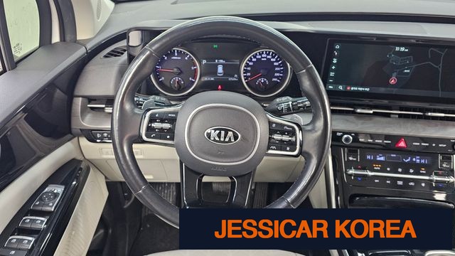 2021 Kia Carnival 4th Gen - Thumbnail 8