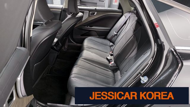 2023 Kia K8 - Thumbnail 18