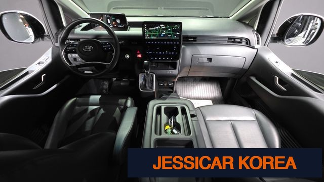 2023 Hyundai Staria - Thumbnail 2