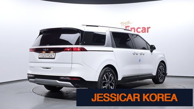 2023 Kia Carnival 4th Gen - Thumbnail 8