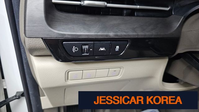 2023 Kia Carnival 4th Gen - Thumbnail 19