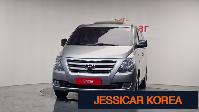 2016 Hyundai Grand Starex - Thumbnail 2