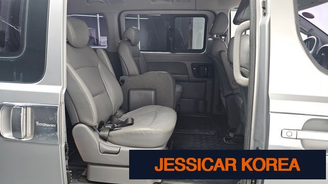 2016 Hyundai Grand Starex - Thumbnail 6