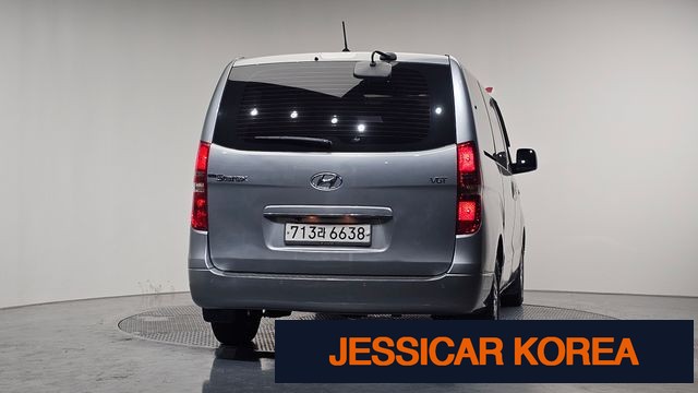 2016 Hyundai Grand Starex - Thumbnail 9