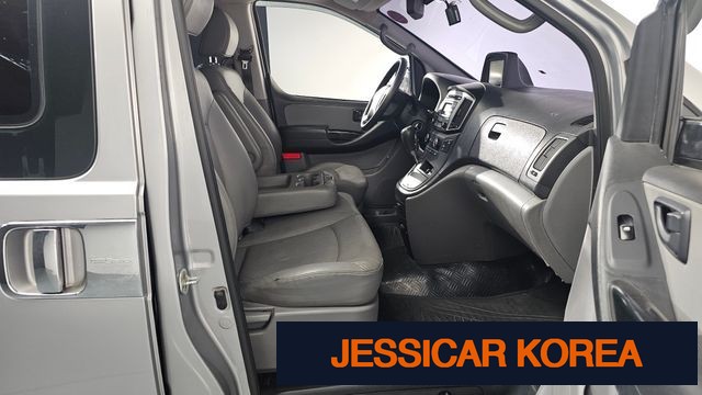 2016 Hyundai Grand Starex - Thumbnail 19