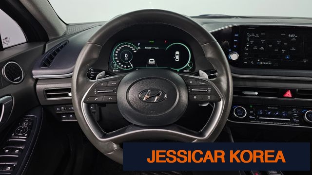 2021 Hyundai Sonata (DN8) - Thumbnail 4