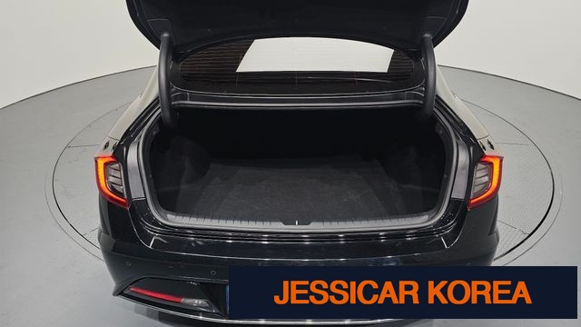 2022 Hyundai Sonata (DN8) - Thumbnail 4
