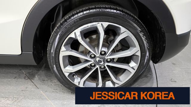 2018 KG Mobility tivoli armor - Thumbnail 3
