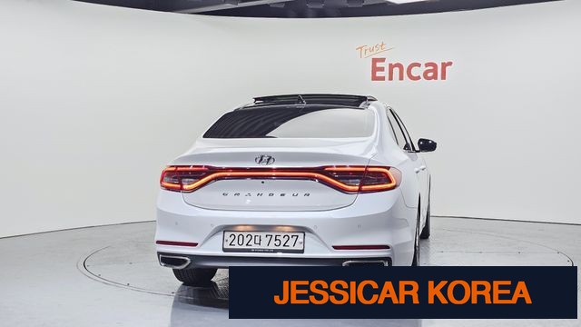2018 Hyundai Grandeur IG - Thumbnail 19