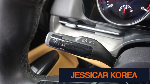 2023 Kia Carnival 4th Gen - Thumbnail 2