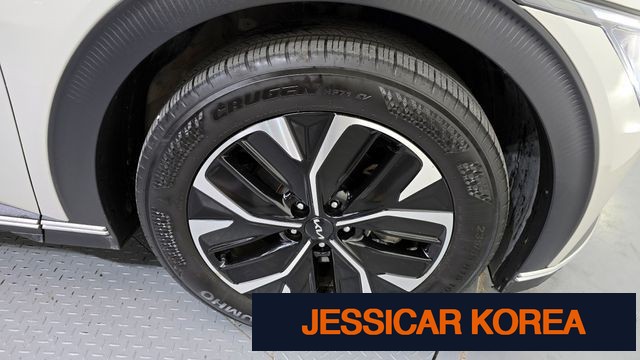 2022 Kia EV6 - Thumbnail 12