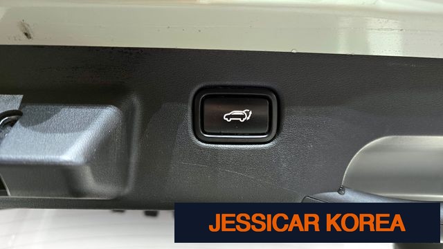 2022 Kia EV6 - Thumbnail 13