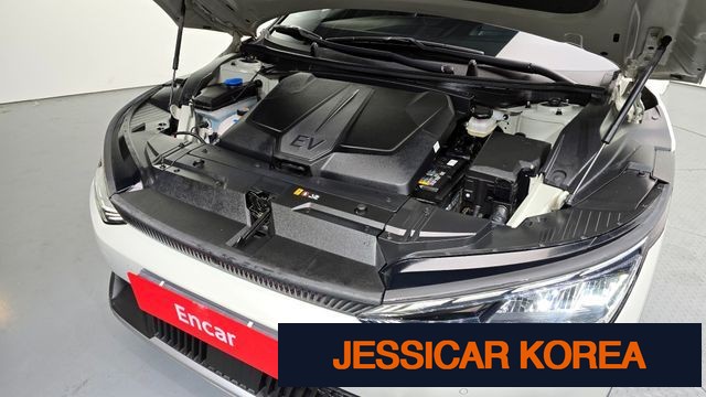2022 Kia EV6 - Thumbnail 17