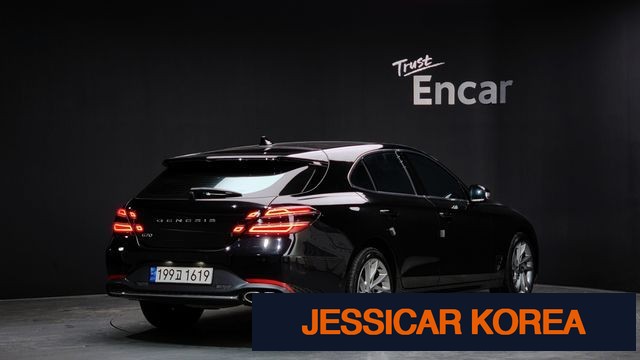 2023 Genesis The New G70 Shooting Brake - Thumbnail 3