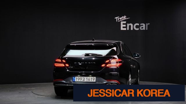 2023 Genesis The New G70 Shooting Brake - Thumbnail 6