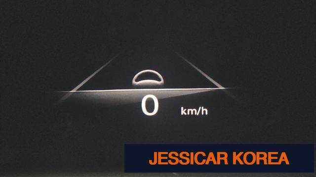 2022 Genesis GV70 - Thumbnail 3