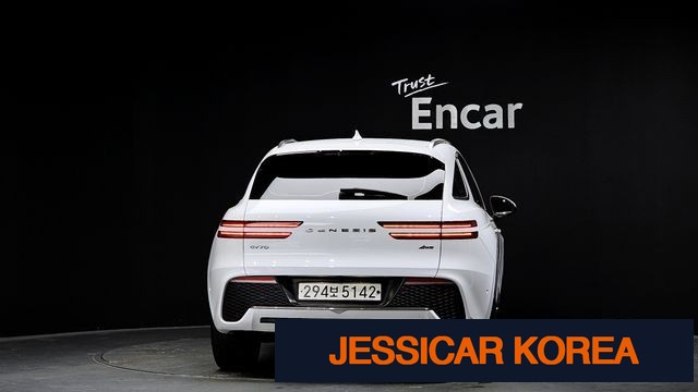 2022 Genesis GV70 - Thumbnail 10
