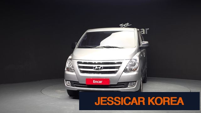 2016 Hyundai Grand Starex - Thumbnail 11