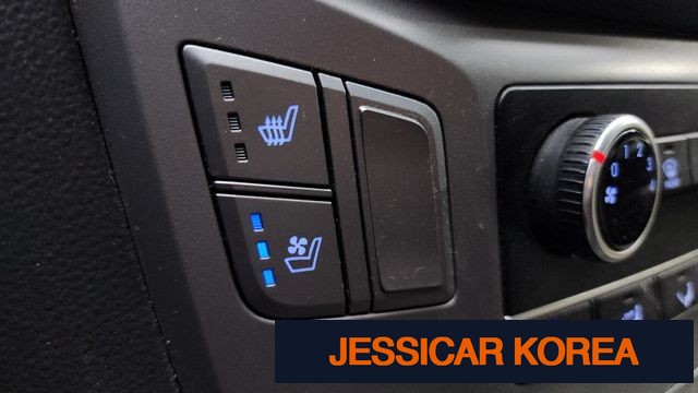 2016 Hyundai Grand Starex - Thumbnail 18