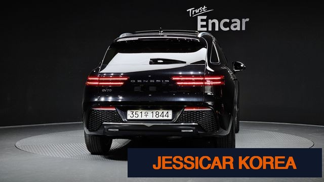 2023 Genesis GV70 - Thumbnail 5