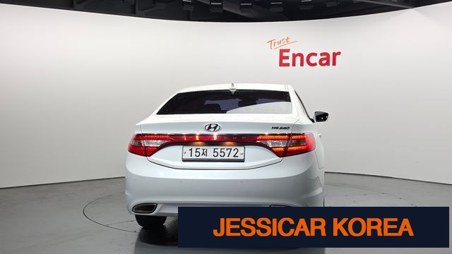 2014 Hyundai Grandeur HG - Thumbnail 6