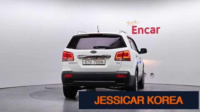 2012 Kia Sorento R - Thumbnail 8