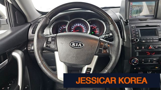 2012 Kia Sorento R - Thumbnail 12