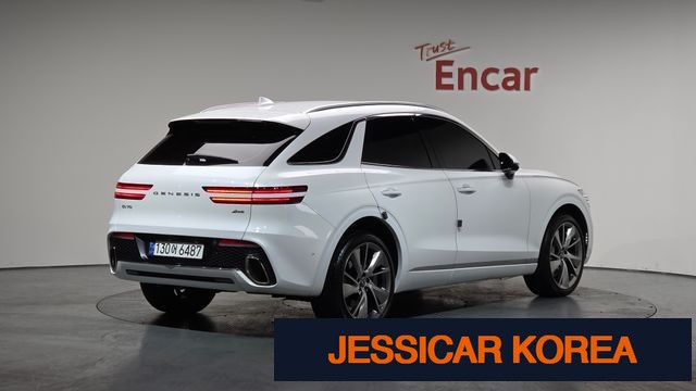 2024 Genesis GV70 - Thumbnail 13