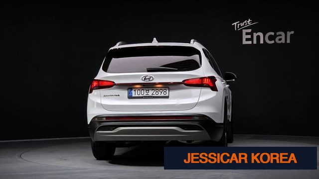2021 Hyundai The New Santa Fe - Thumbnail 4