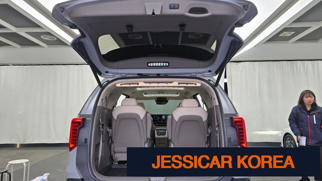 2024 Kia The New Carnival 4th generation - Thumbnail 5