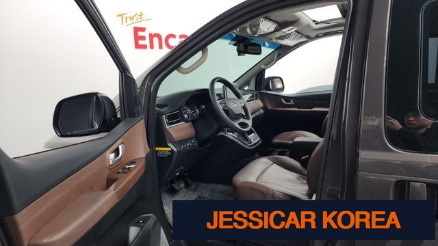 2019 Hyundai The New Grand Starex - Thumbnail 2