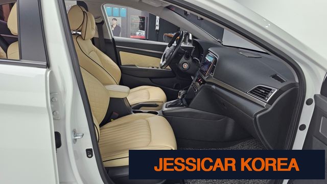 2016 Hyundai Avante AD - Thumbnail 4