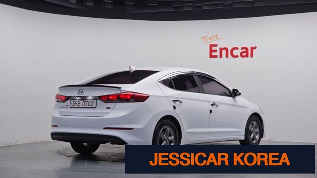 2016 Hyundai Avante AD - Thumbnail 9