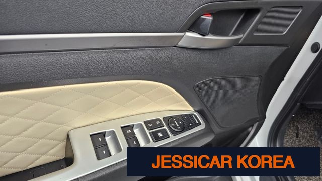 2016 Hyundai Avante AD - Thumbnail 14