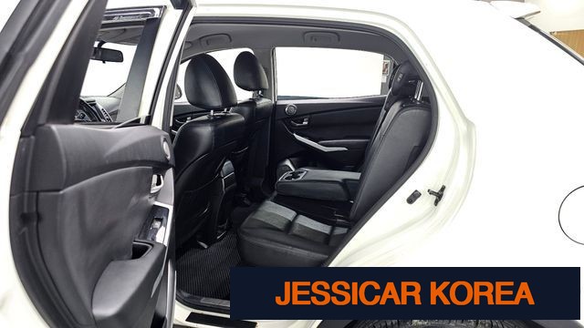 2015 KG Mobility New Korando C - Thumbnail 11