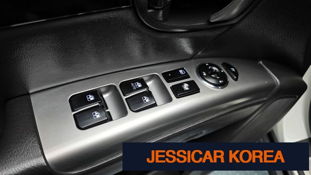 2012 Hyundai Santa Fe CM - Thumbnail 15