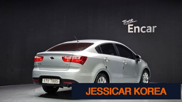 2012 Kia All New Pride - Thumbnail 10