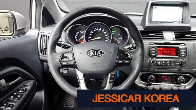 2012 Kia All New Pride - Thumbnail 20