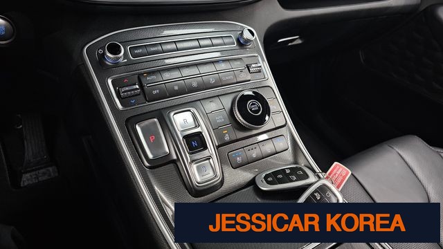 2021 Hyundai The New Santa Fe - Thumbnail 2