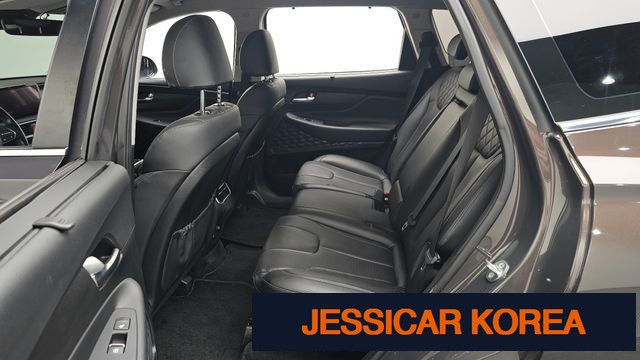 2021 Hyundai The New Santa Fe - Thumbnail 19