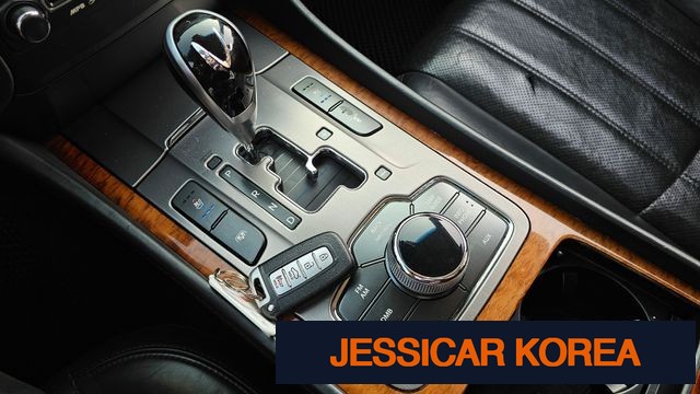 2011 Hyundai Equus (new model) - Thumbnail 16