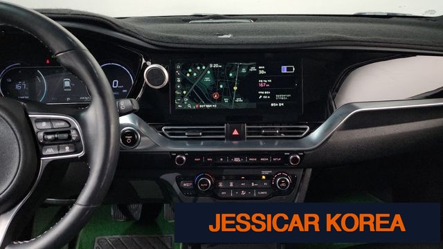 2022 Kia Niro EV - Thumbnail 3
