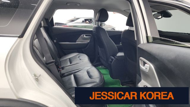 2022 Kia Niro EV - Thumbnail 12