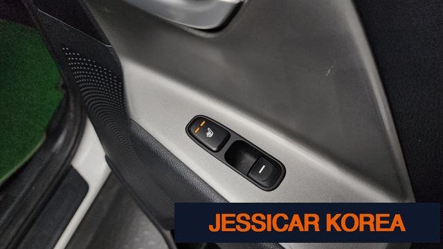 2022 Kia Niro EV - Thumbnail 17